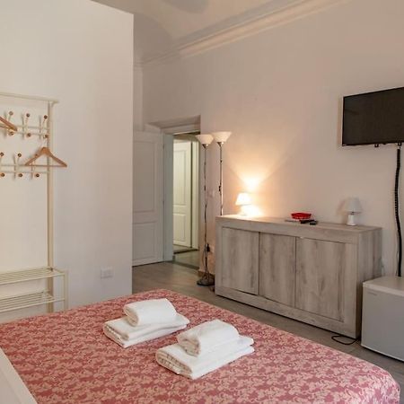 Beautiful Apartment In Quite Area Florens Exteriör bild